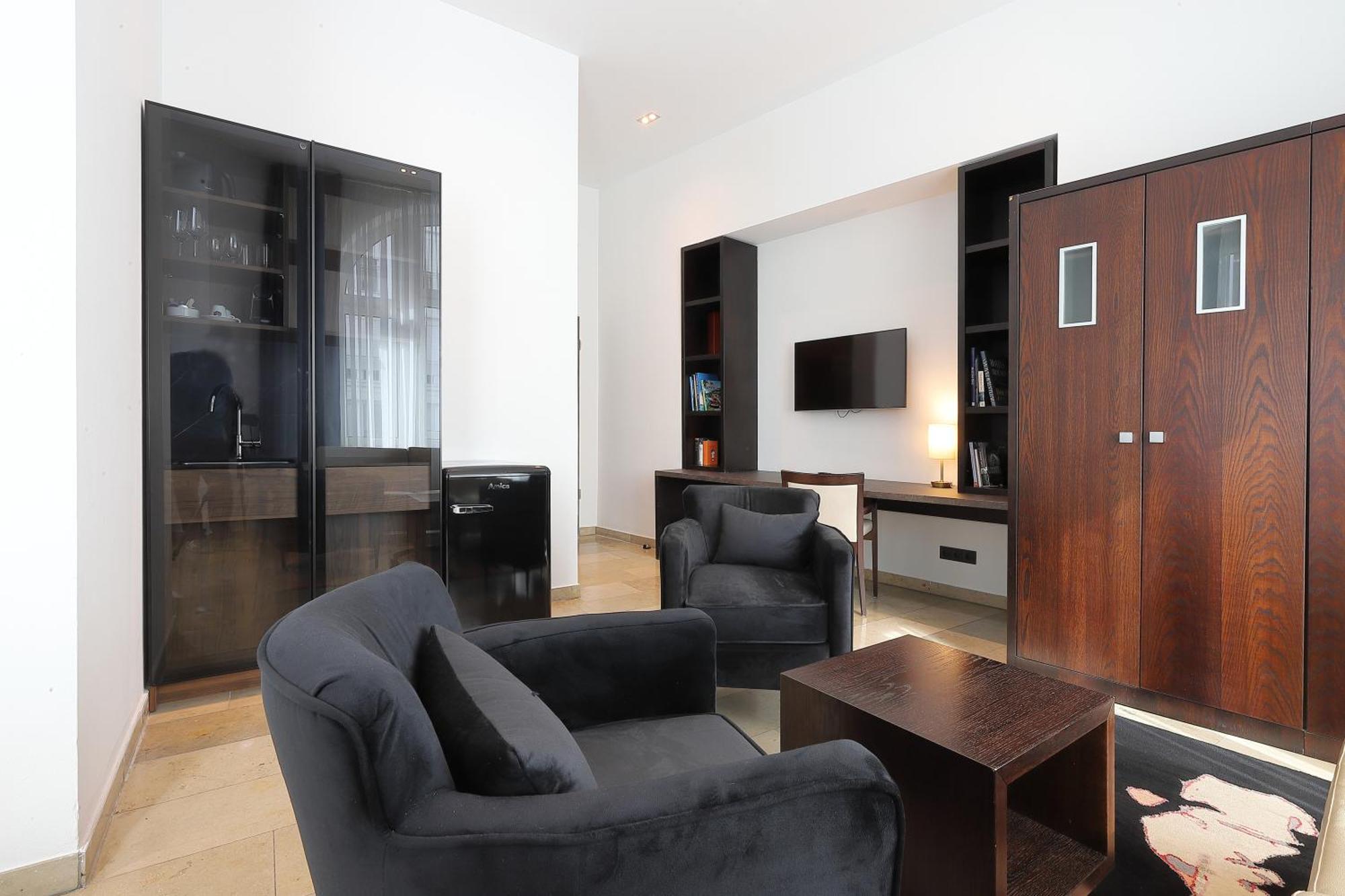 Devin Art Hotel Дюссельдорф Екстер'єр фото