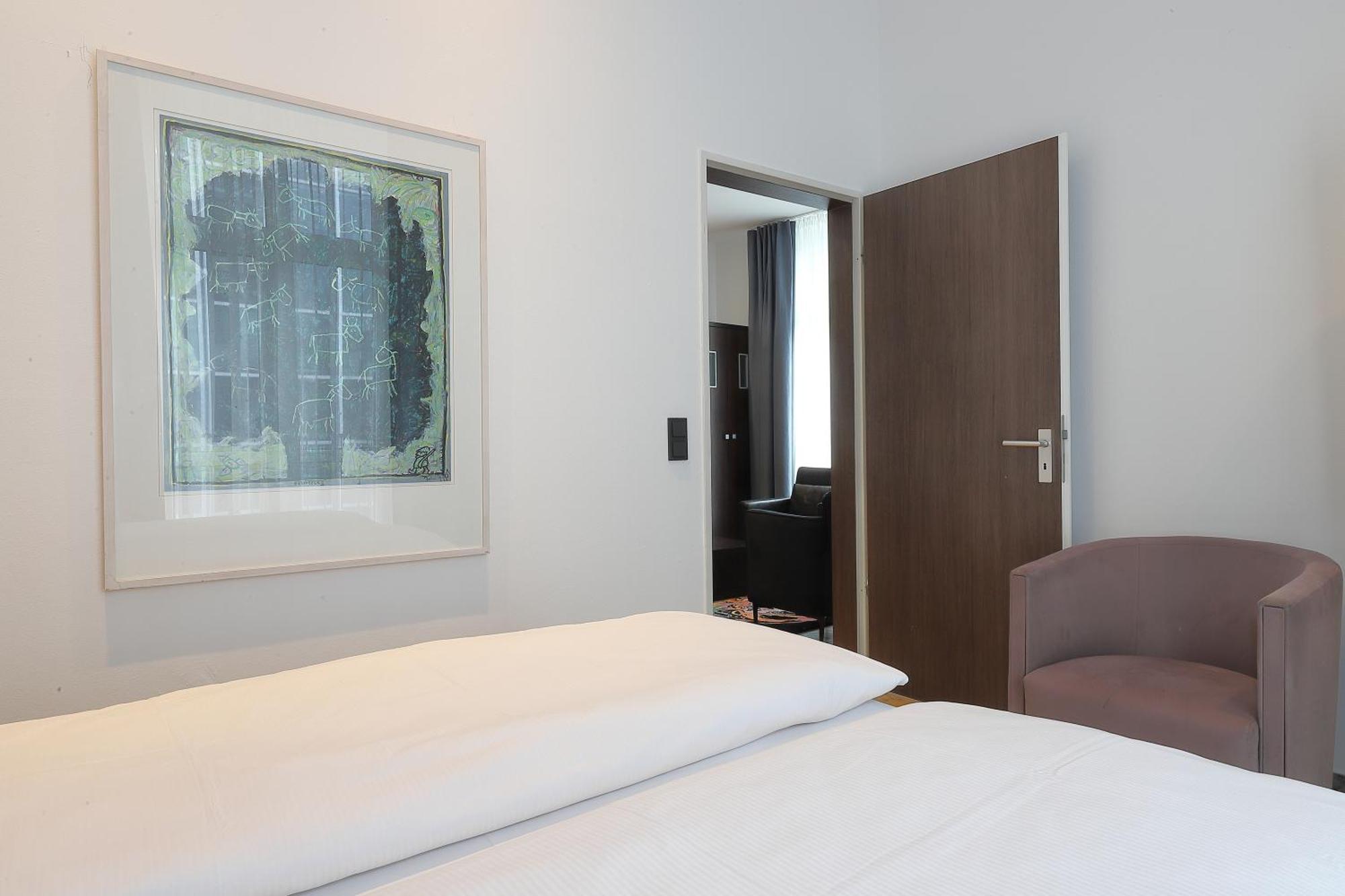 Devin Art Hotel Дюссельдорф Екстер'єр фото