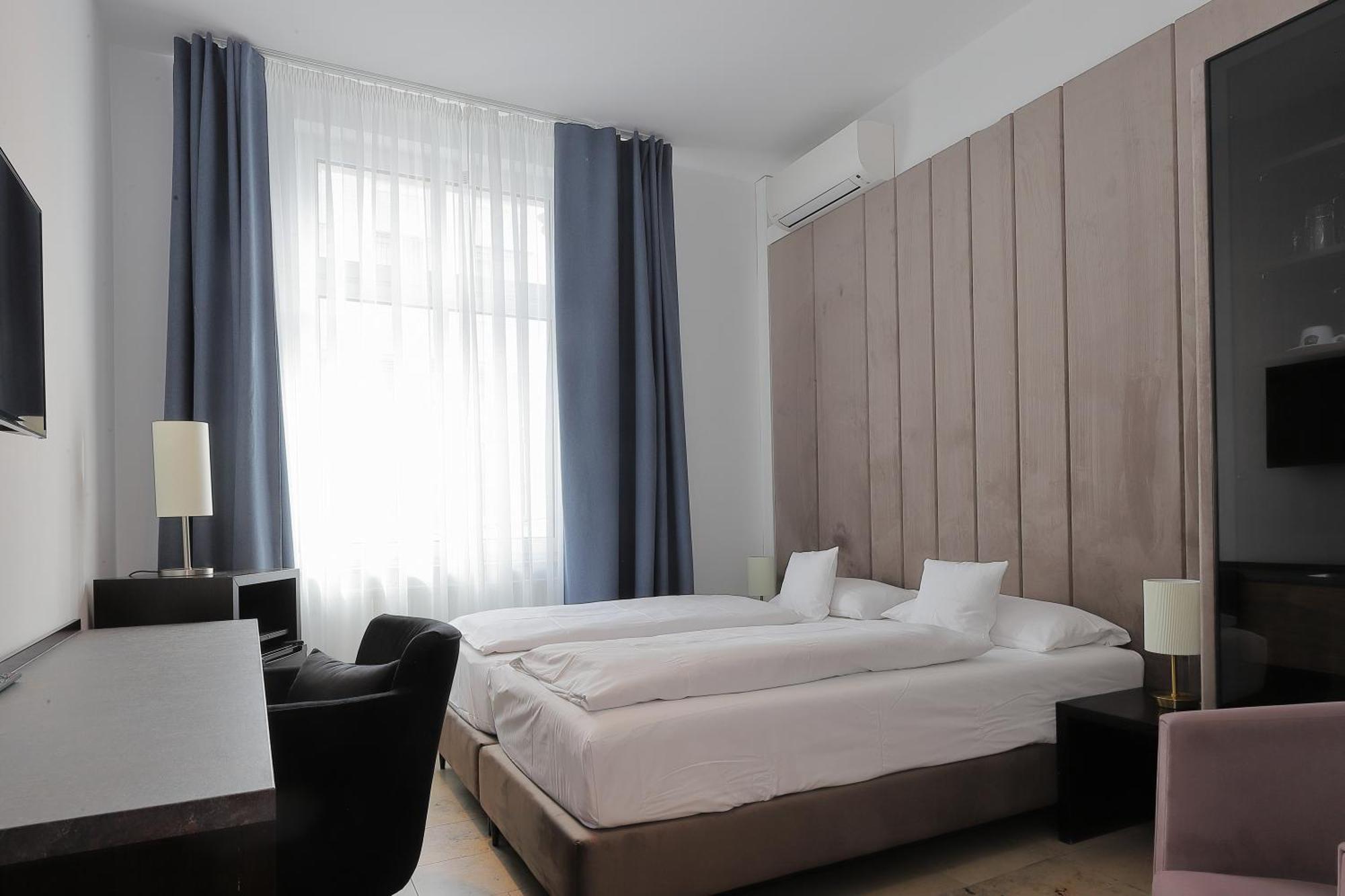 Devin Art Hotel Дюссельдорф Екстер'єр фото