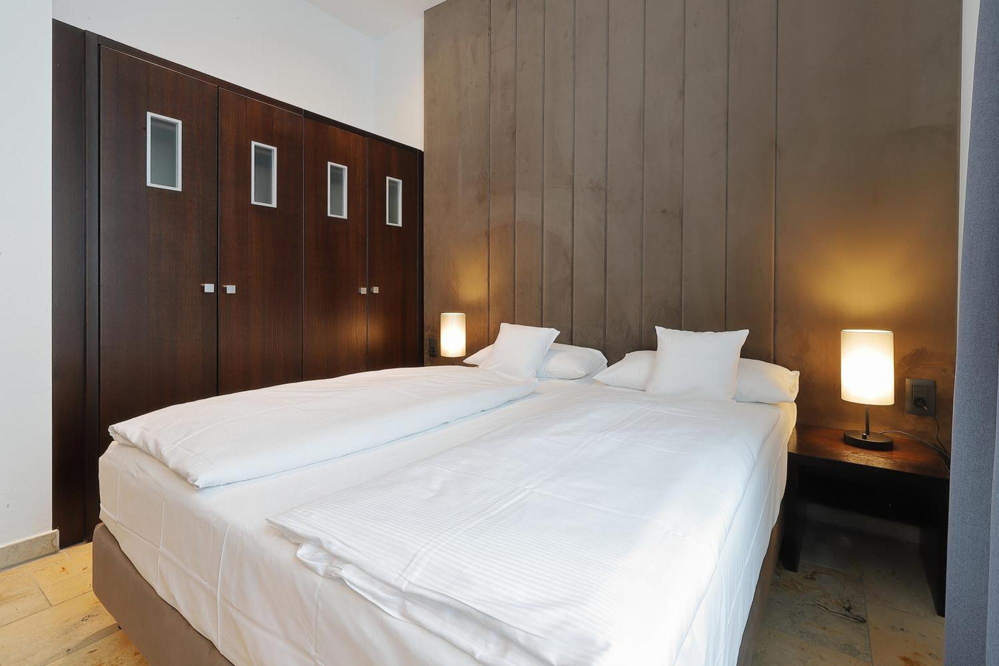 Devin Art Hotel Дюссельдорф Екстер'єр фото
