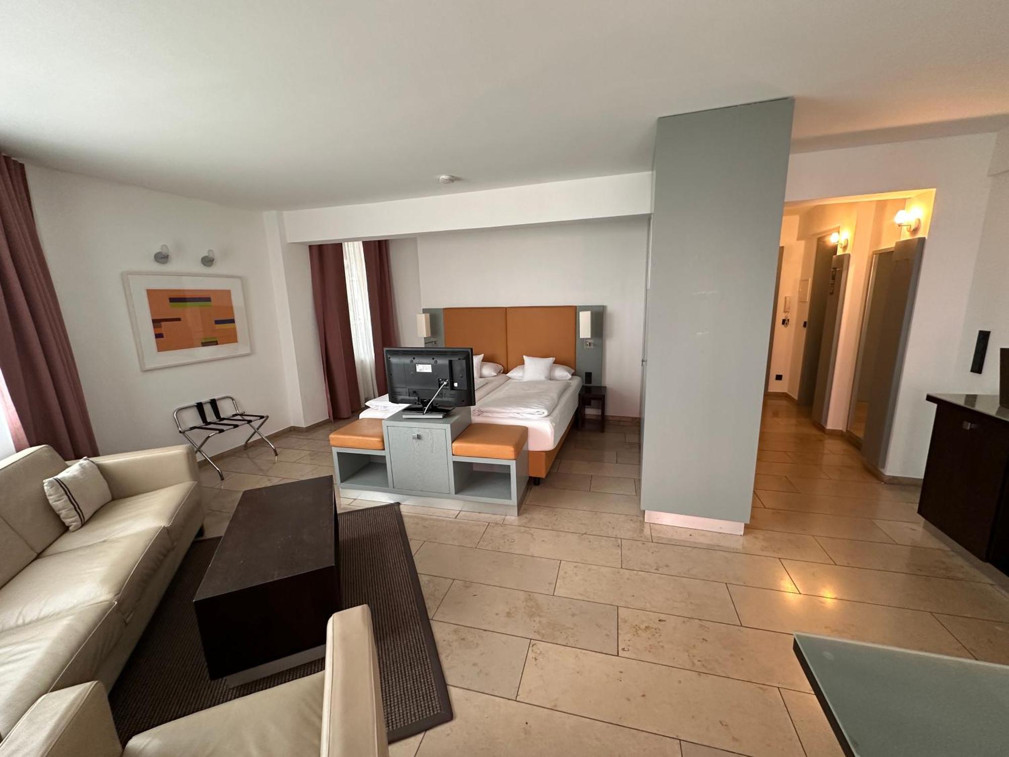 Devin Art Hotel Дюссельдорф Екстер'єр фото