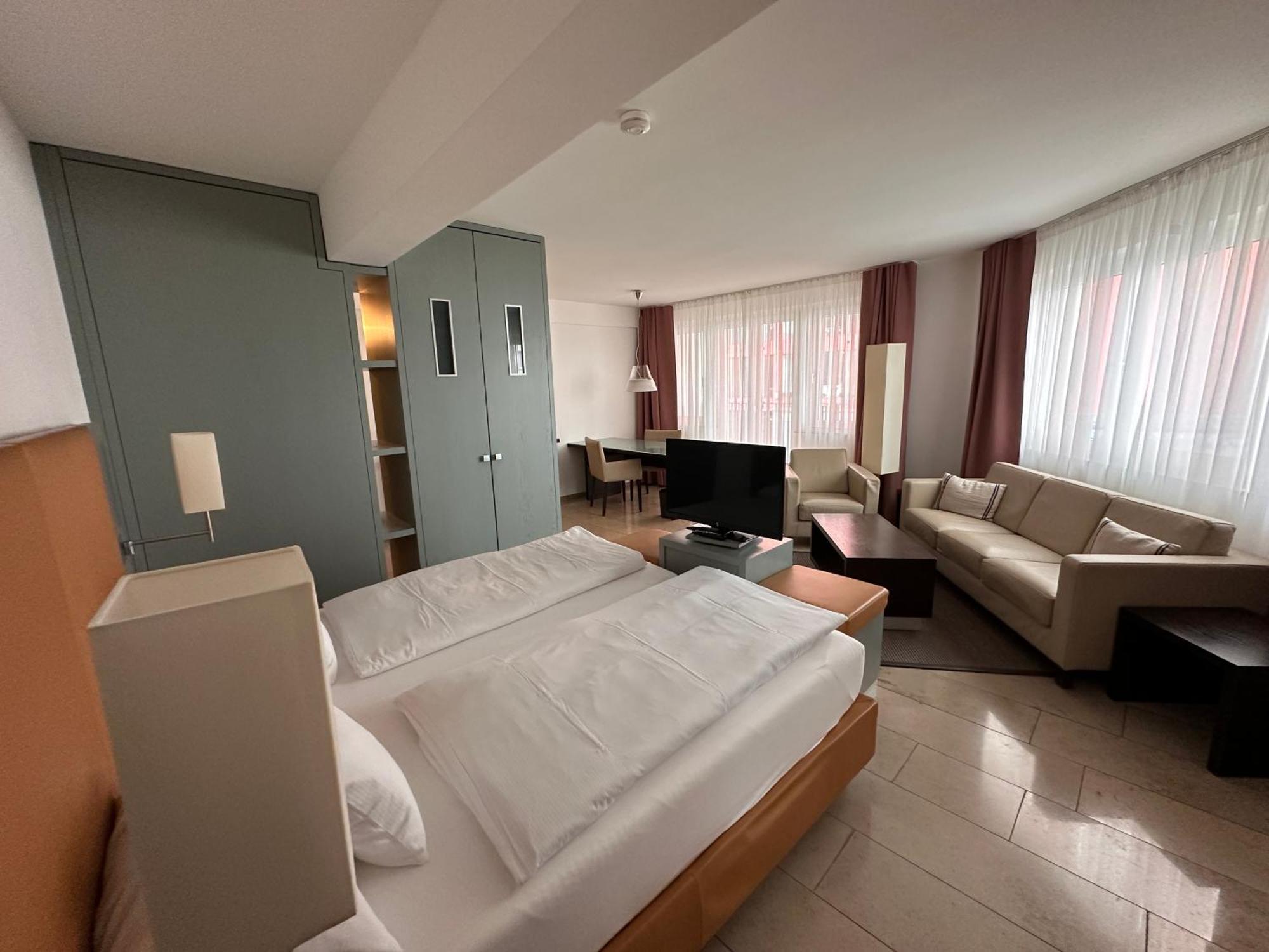 Devin Art Hotel Дюссельдорф Екстер'єр фото